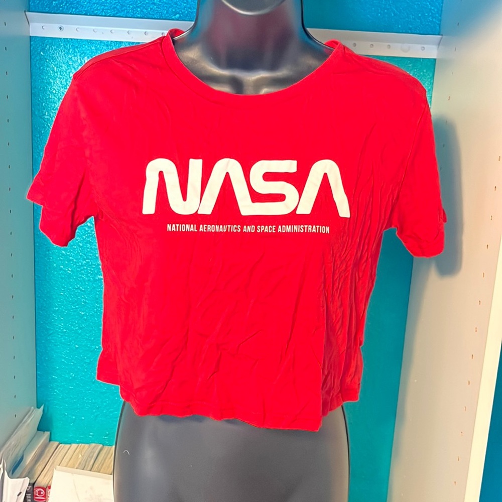 H&m nasa cropped t-shirt